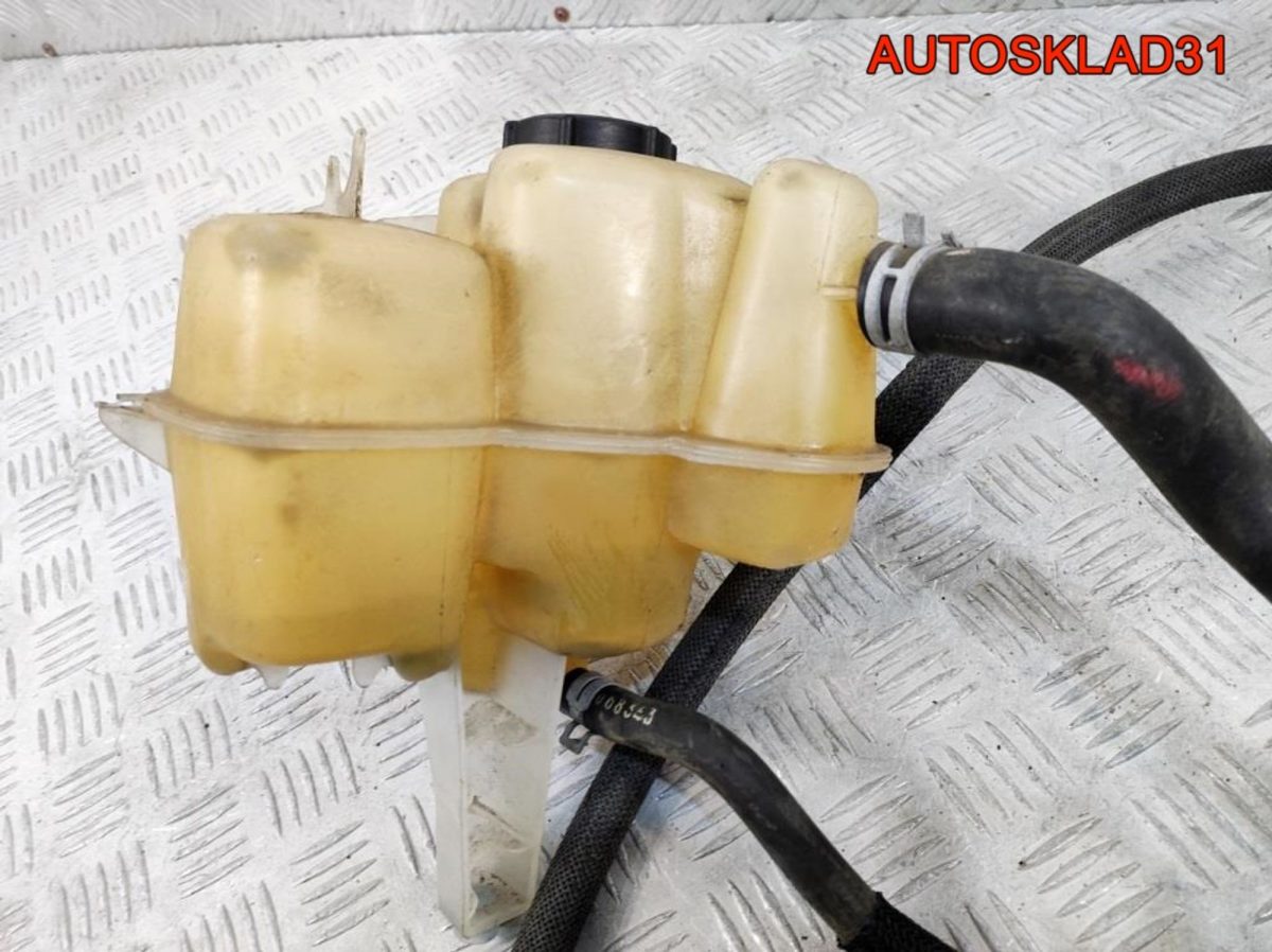 Бачок расширительный  Ford Maverick 2 2L848A080AA - АвтоСклад31.рф - авторазборка контрактные б/у запчасти в г. Белгород