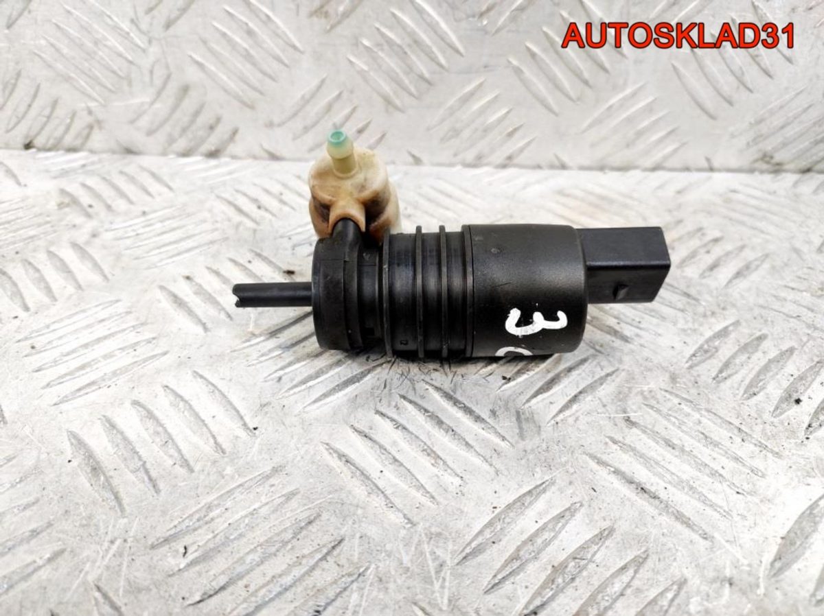 Насос омывателя Volkswagen Passat B6 1T0955651A - АвтоСклад31.рф - авторазборка контрактные б/у запчасти в г. Белгород