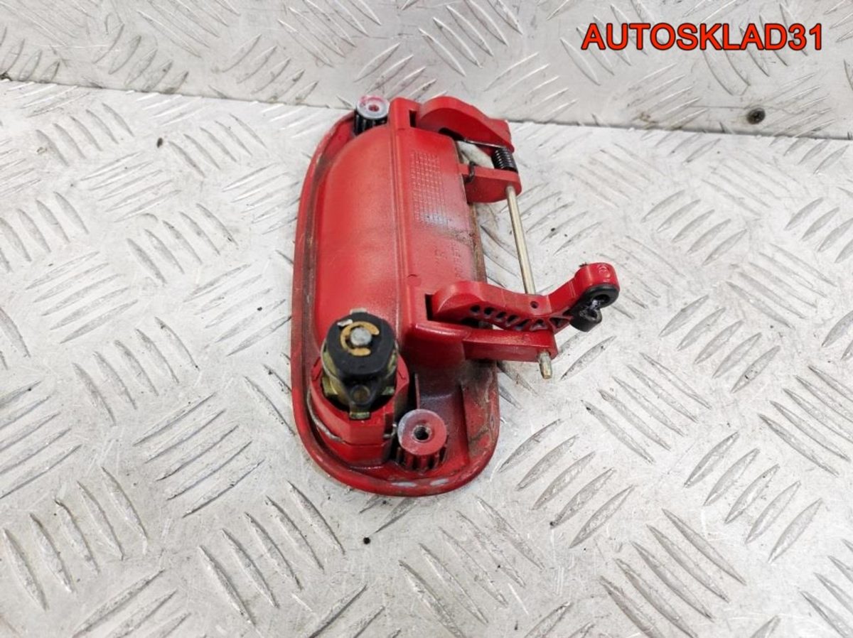 Ручка передняя наружная правая Mitsubishi Carisma - АвтоСклад31.рф - авторазборка контрактные б/у запчасти в г. Белгород