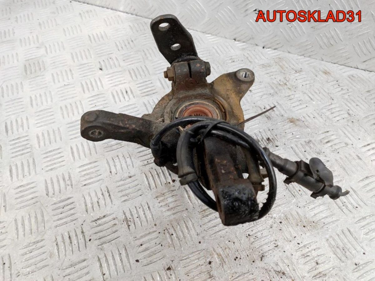 Кулак поворотный передний правый Renault Scenic 1 - АвтоСклад31.рф - авторазборка контрактные б/у запчасти в г. Белгород