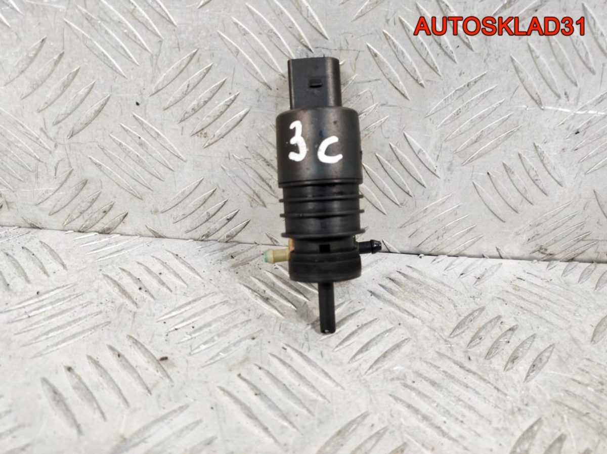 Насос омывателя Volkswagen Passat B6 1T0955651A - АвтоСклад31.рф - авторазборка контрактные б/у запчасти в г. Белгород