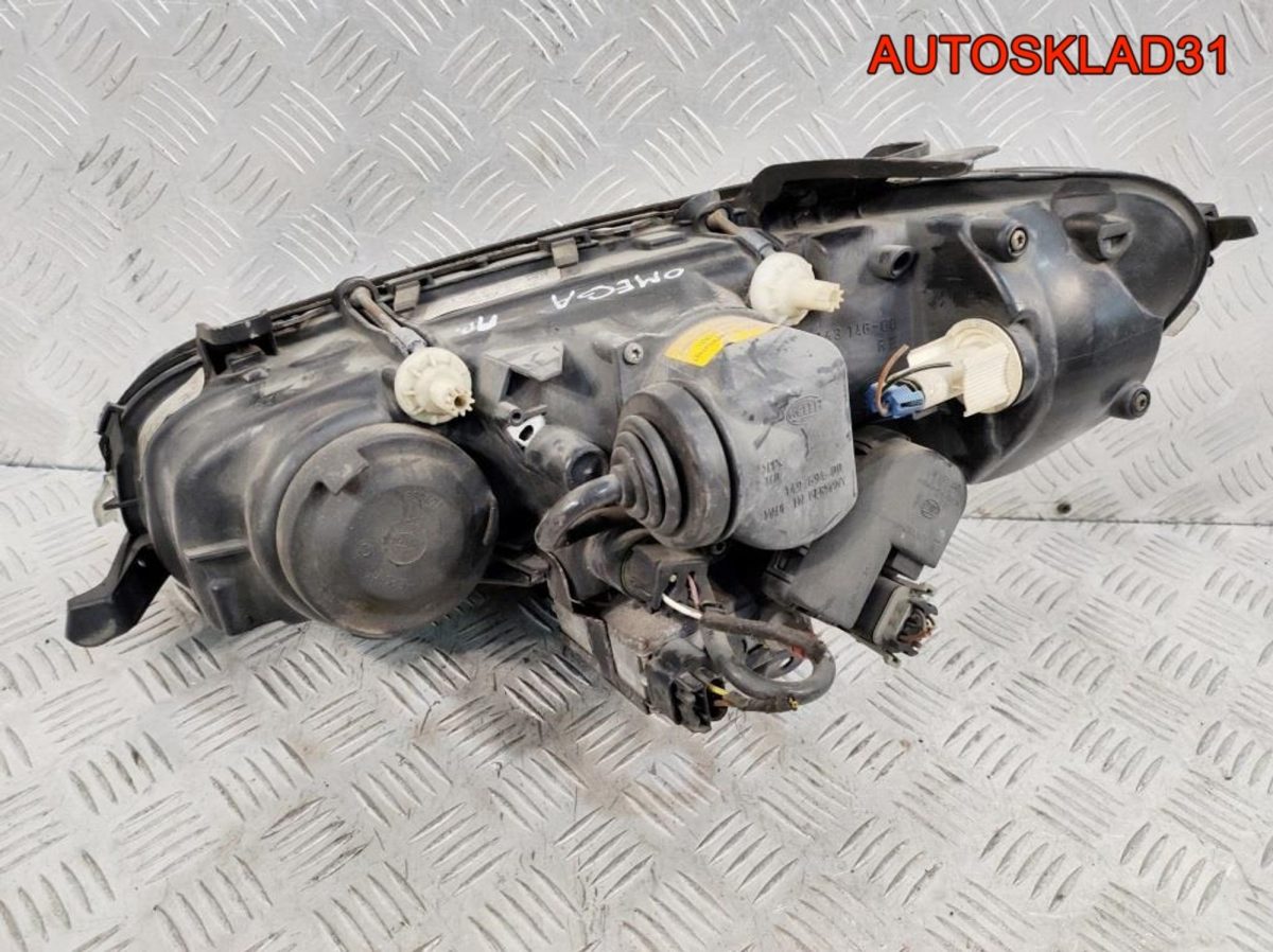Фара правая Ксенон Opel Omega B 90565802 Дорест - АвтоСклад31.рф - авторазборка контрактные б/у запчасти в г. Белгород