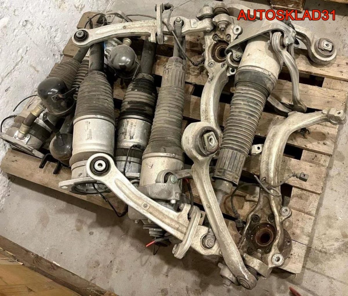 Комплект пневмоподвески Audi A8 D3 4E0616039AB - АвтоСклад31.рф - авторазборка контрактные б/у запчасти в г. Белгород