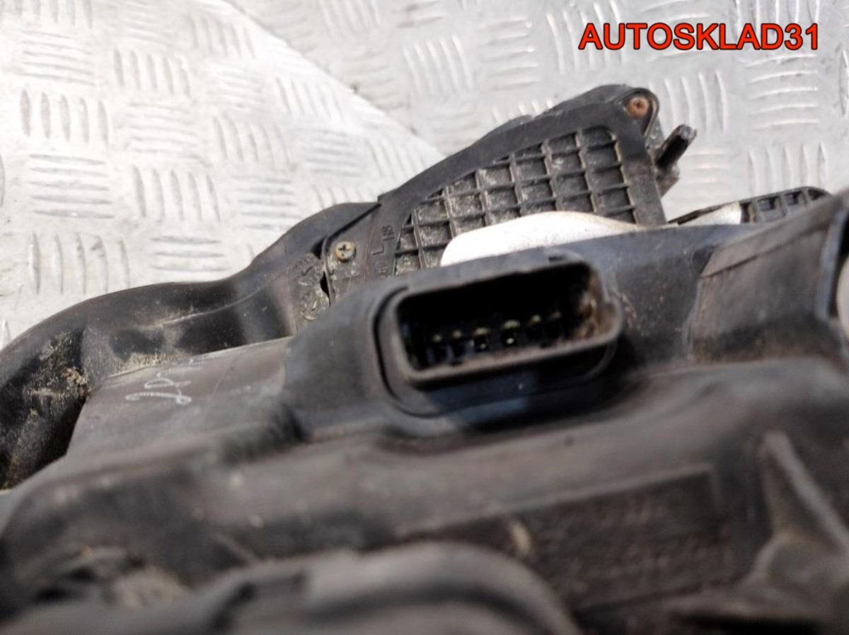Фара левая Renault Modus 8200613074 - АвтоСклад31.рф - авторазборка контрактные б/у запчасти в г. Белгород