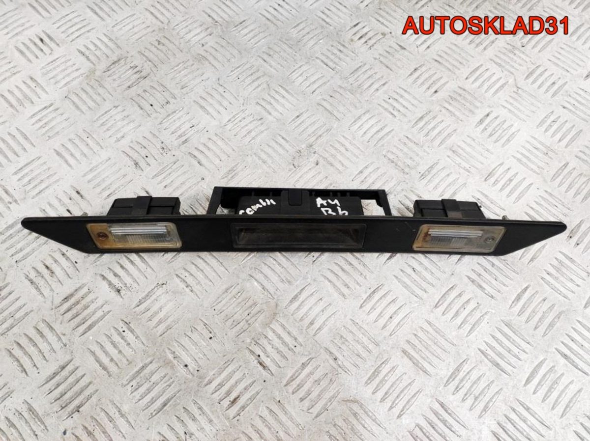 Накладка крышки багажника Audi A4 B6 Универсал - АвтоСклад31.рф - авторазборка контрактные б/у запчасти в г. Белгород