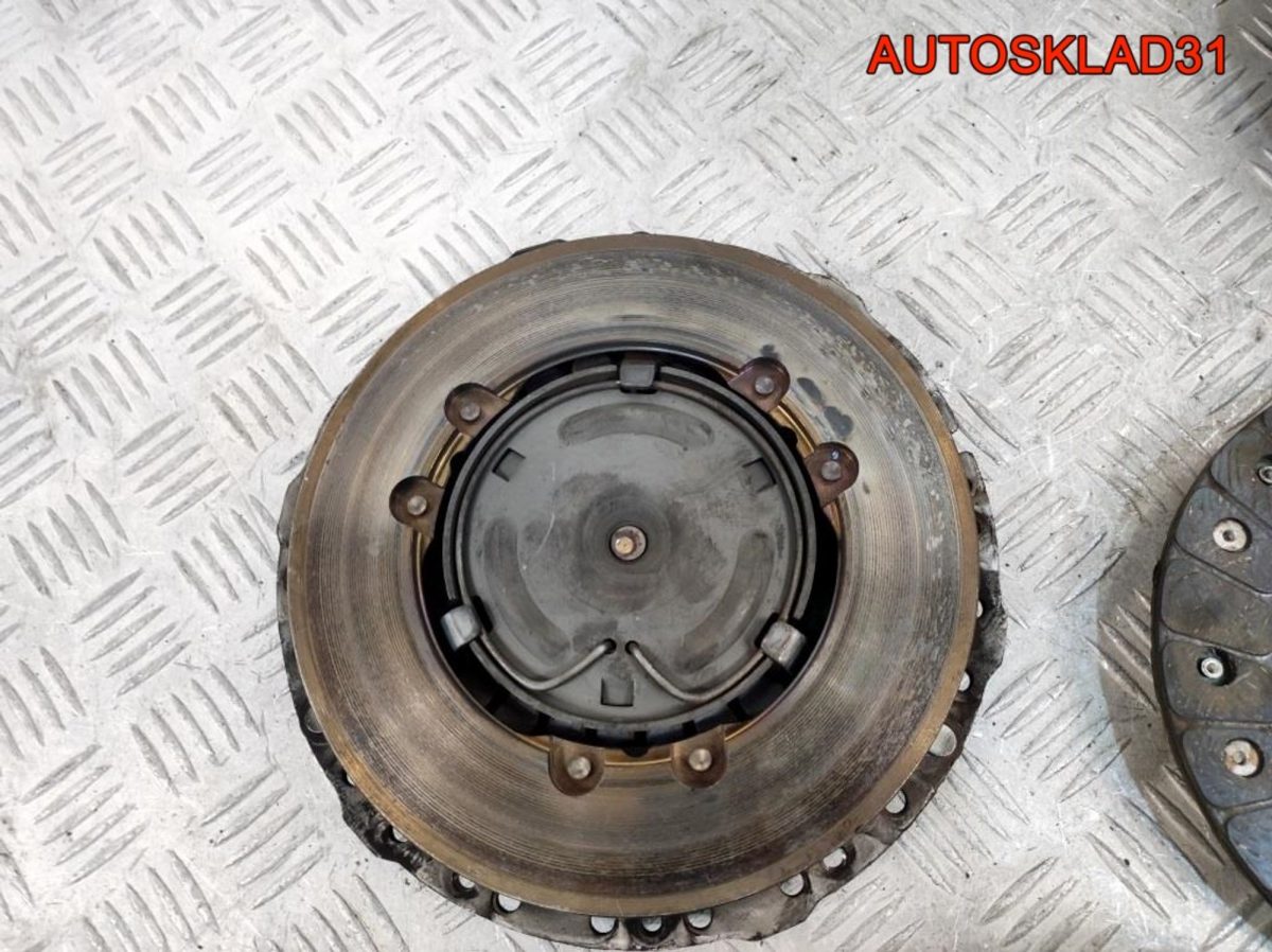 Комплект сцепления VW Golf 4 1,4 BCA 027105273D - АвтоСклад31.рф - авторазборка контрактные б/у запчасти в г. Белгород