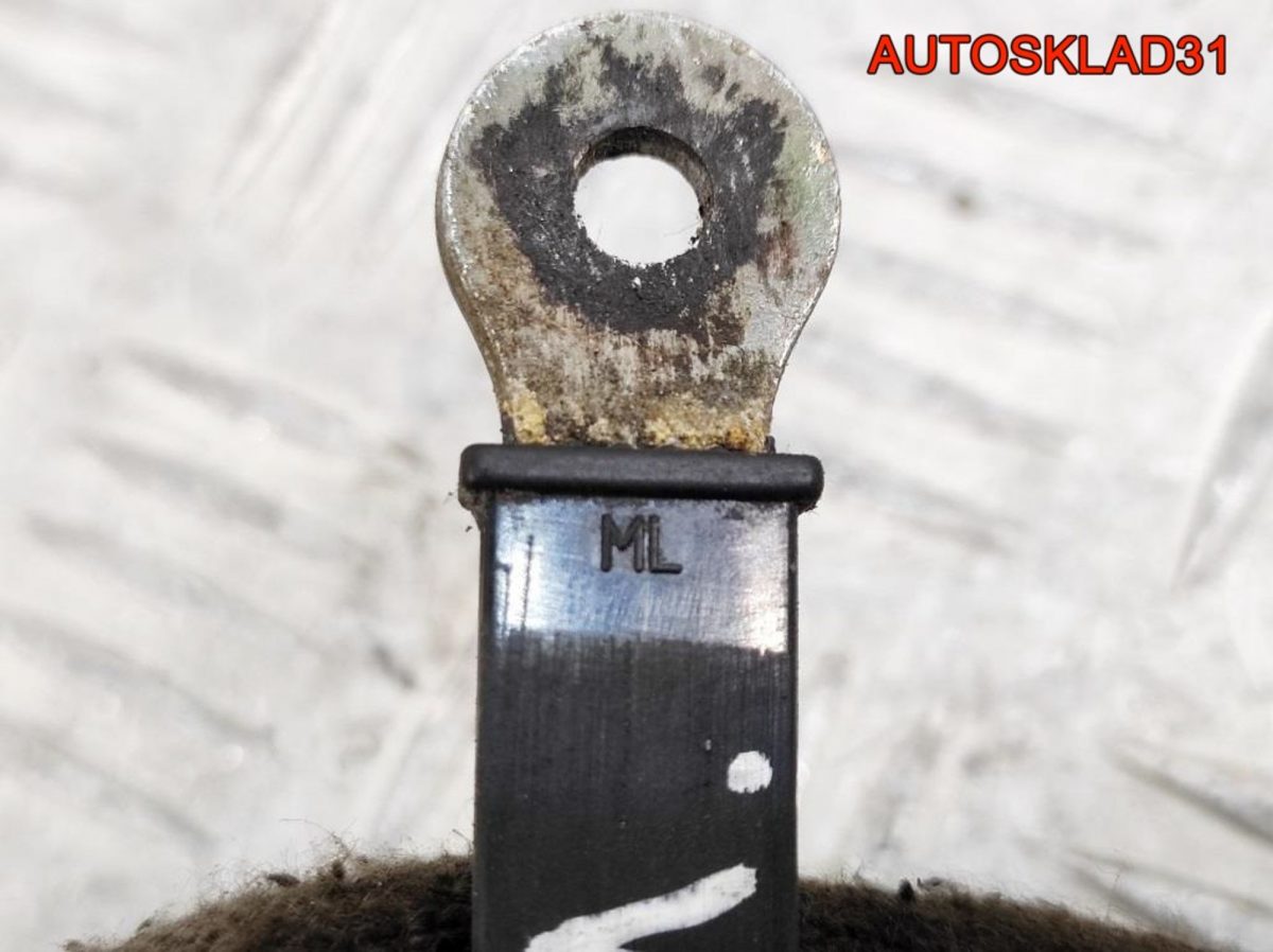 Ограничитель двери передний Mitsubishi Carisma DA - АвтоСклад31.рф - авторазборка контрактные б/у запчасти в г. Белгород