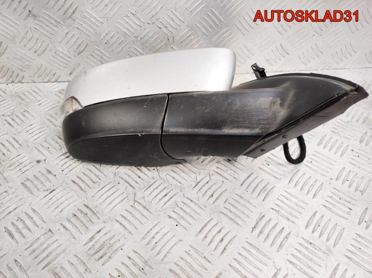 Зеркало правое  Skoda Rapid 5JB857408K - АвтоСклад31.рф - авторазборка контрактные б/у запчасти в г. Белгород