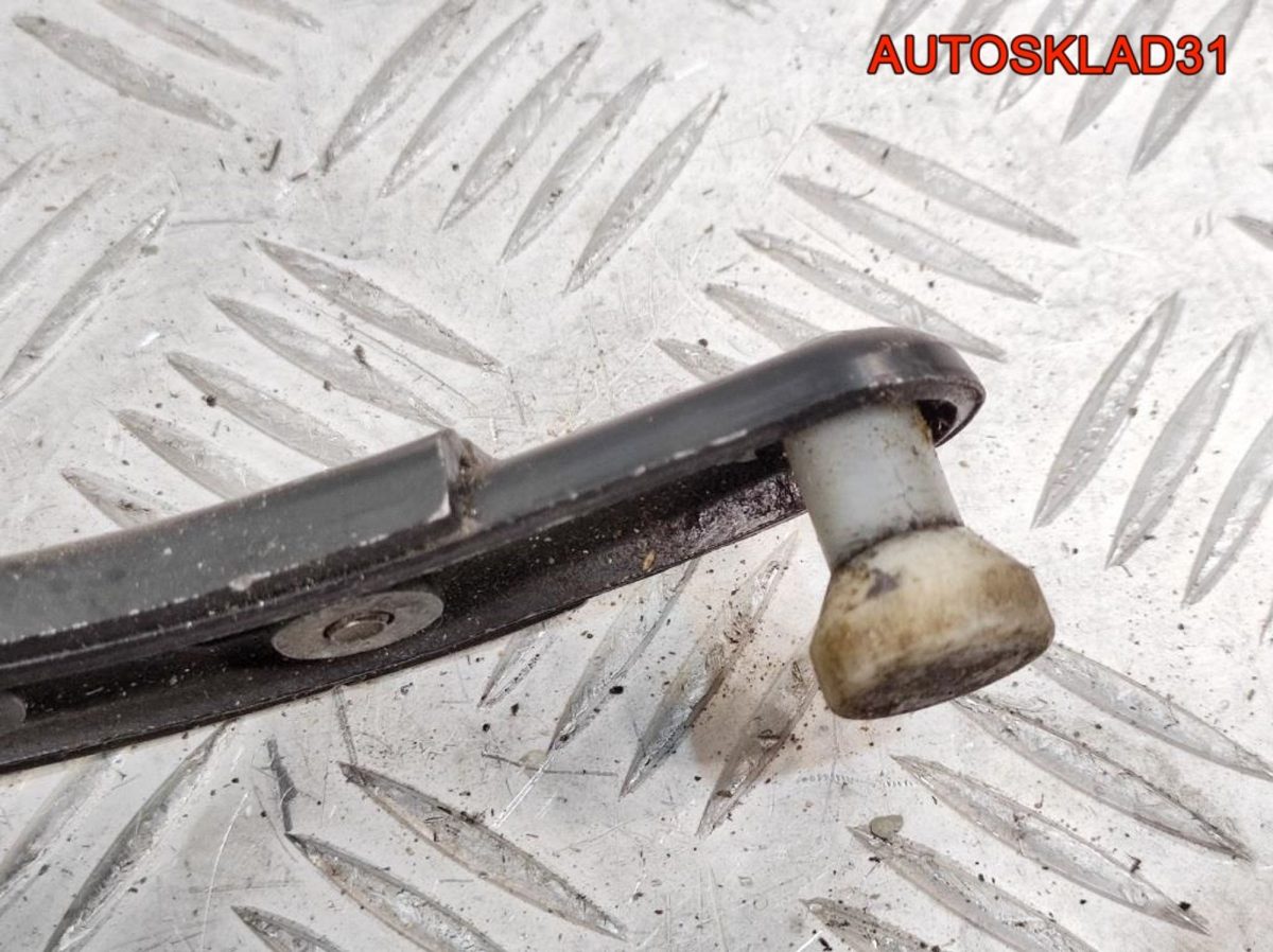 Ролик двери сдвижной верхний VW Caddy 3 2K0843436A - АвтоСклад31.рф - авторазборка контрактные б/у запчасти в г. Белгород