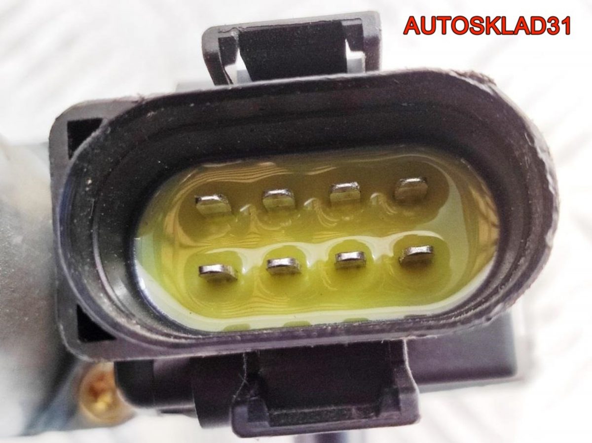 Моторчик стеклоподъёмника п/л Audi A4 Б5 8D0959801D - АвтоСклад31.рф - авторазборка контрактные б/у запчасти в г. Белгород
