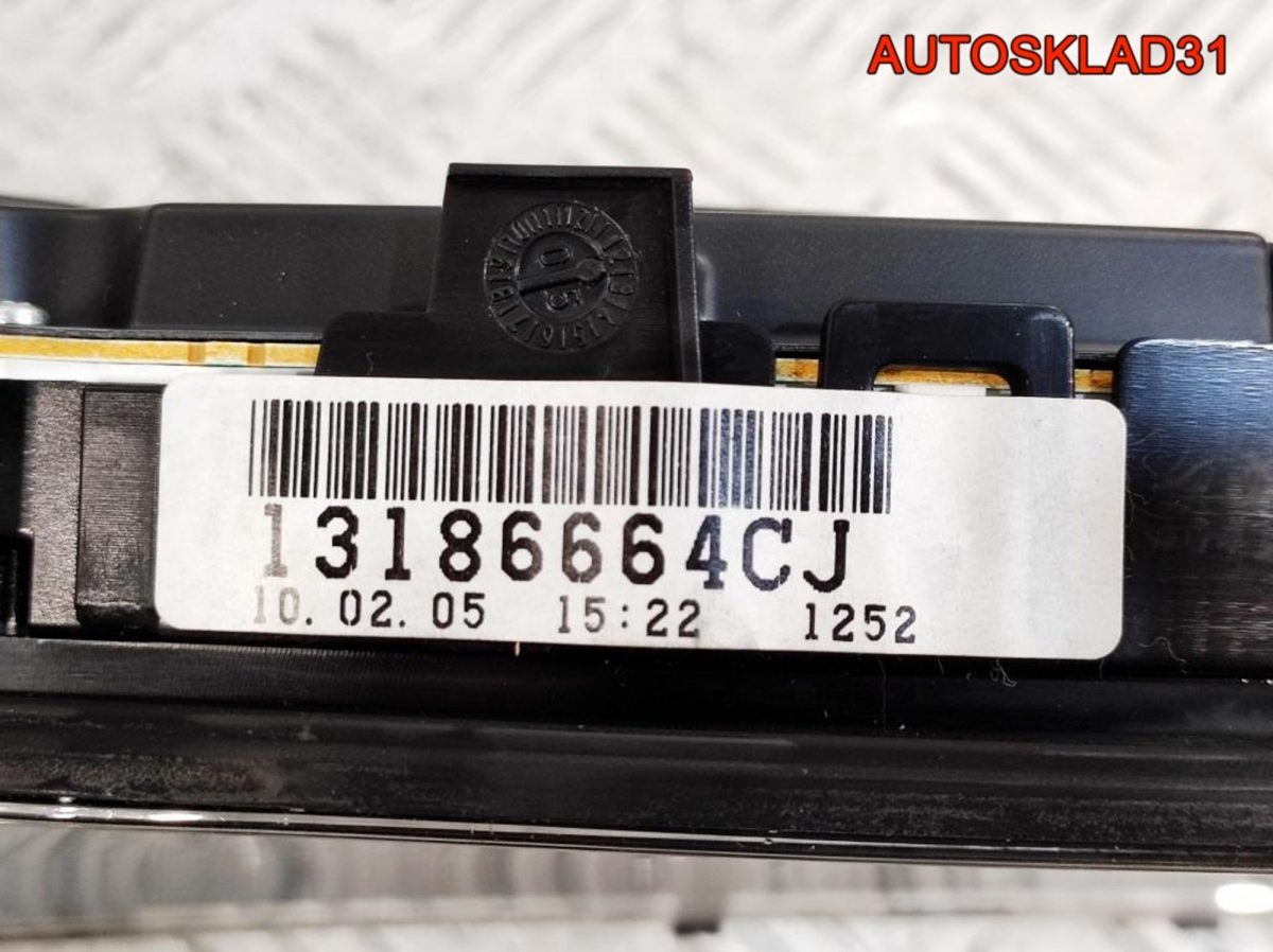 Панель приборов Opel Vectra C 13186664 2,2 Бензин - АвтоСклад31.рф - авторазборка контрактные б/у запчасти в г. Белгород
