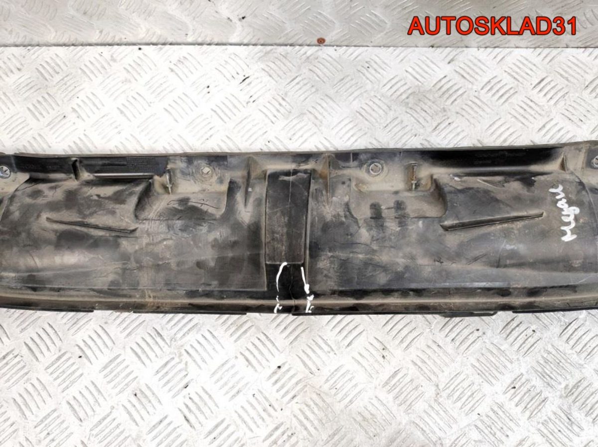 Решетка стеклоочистителя Renault Megane 3 668101847R - АвтоСклад31.рф - авторазборка контрактные б/у запчасти в г. Белгород