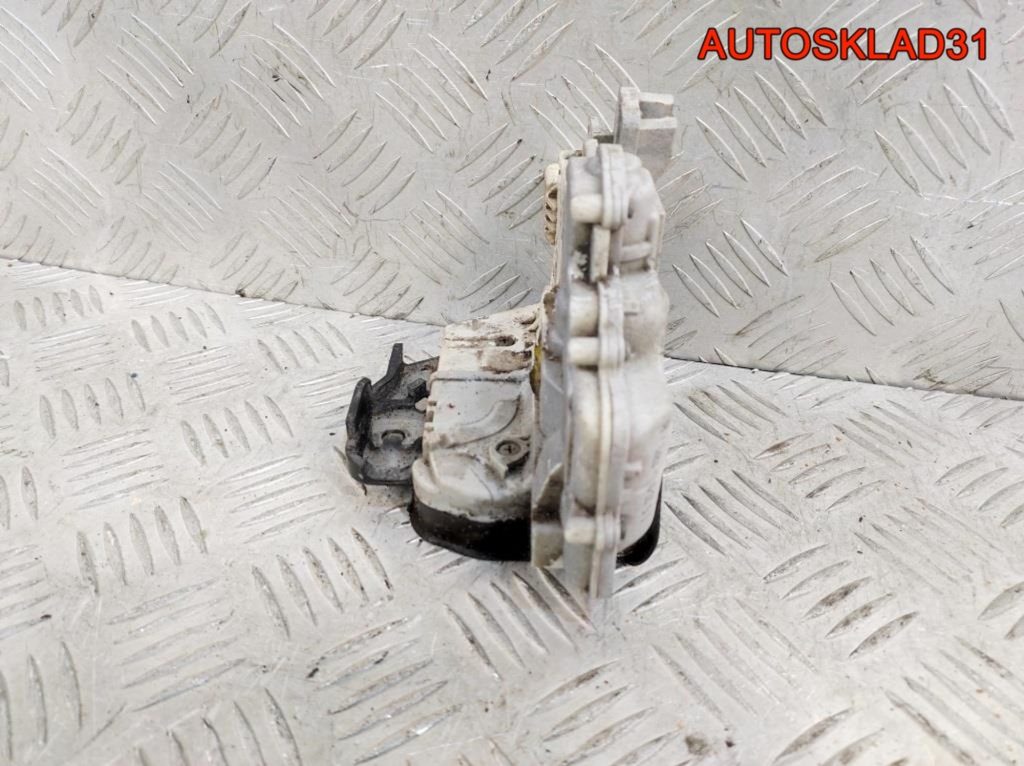 Замок двери задней левой Audi A6 C6 4F0839015 - АвтоСклад31.рф - авторазборка контрактные б/у запчасти в г. Белгород Замок двери задней левой Audi A6 C6 4F0839015 - АвтоСклад31.рф - авторазборка контрактные б/у запчасти в г. Белгород