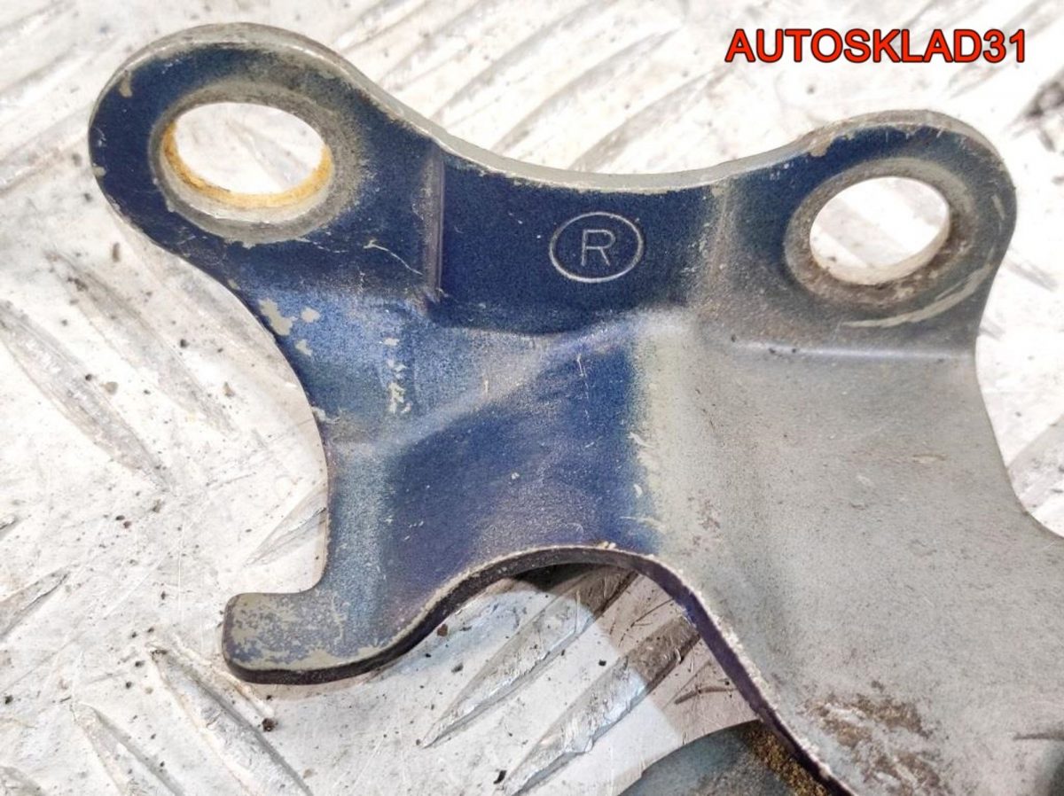 Петля капота правая Toyota Avensis T250 5341005060 - АвтоСклад31.рф - авторазборка контрактные б/у запчасти в г. Белгород