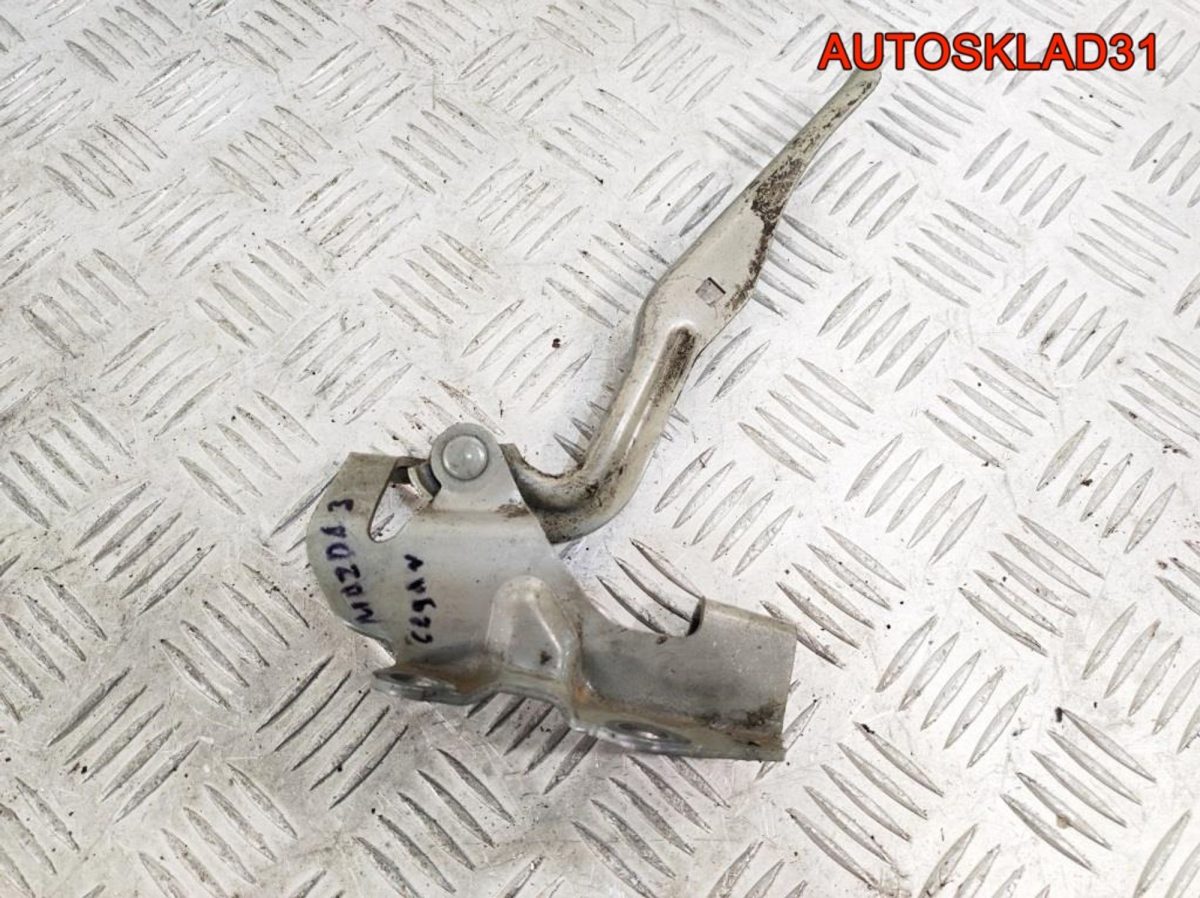 Петля капота правая Mazda 3 BK BP4K52410B Седан - АвтоСклад31.рф - авторазборка контрактные б/у запчасти в г. Белгород