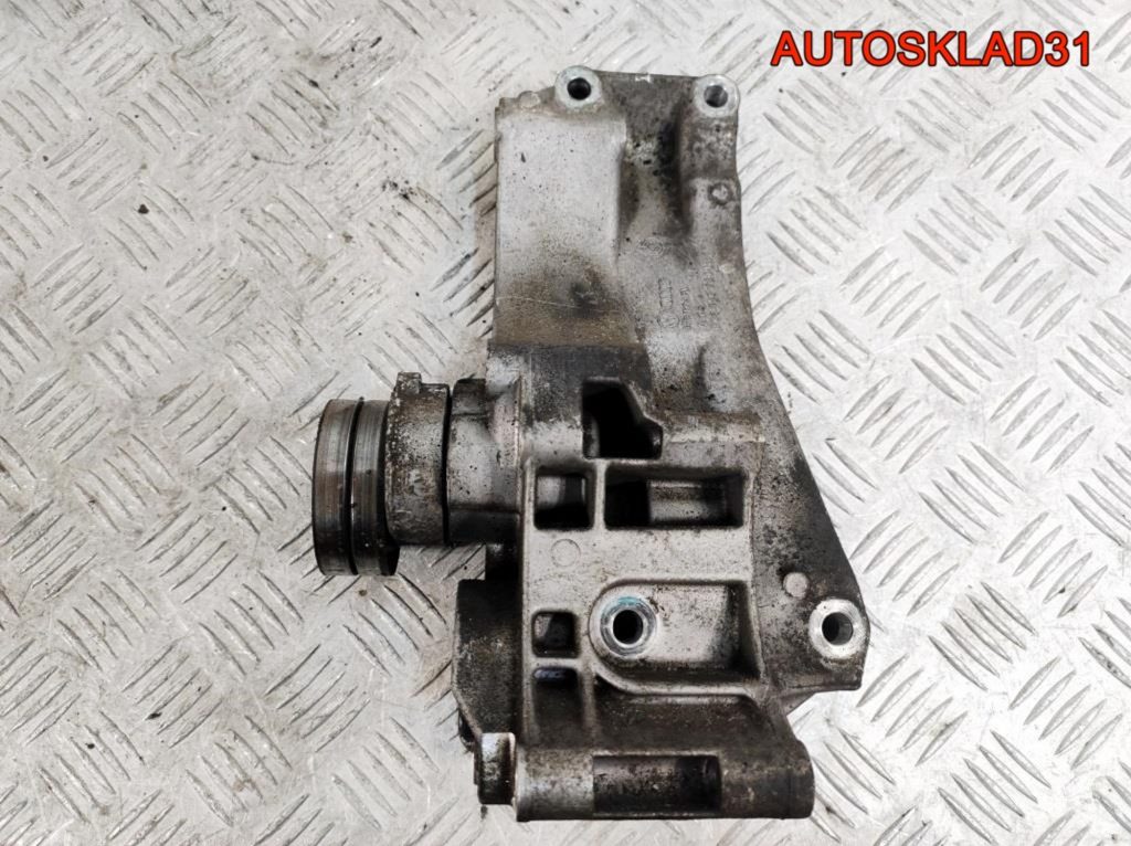 Кронштейн генератора VW Polo 1,4 AHW 032145169M - АвтоСклад31.рф - авторазборка контрактные б/у запчасти в г. Белгород Кронштейн генератора VW Polo 1,4 AHW 032145169M - АвтоСклад31.рф - авторазборка контрактные б/у запчасти в г. Белгород