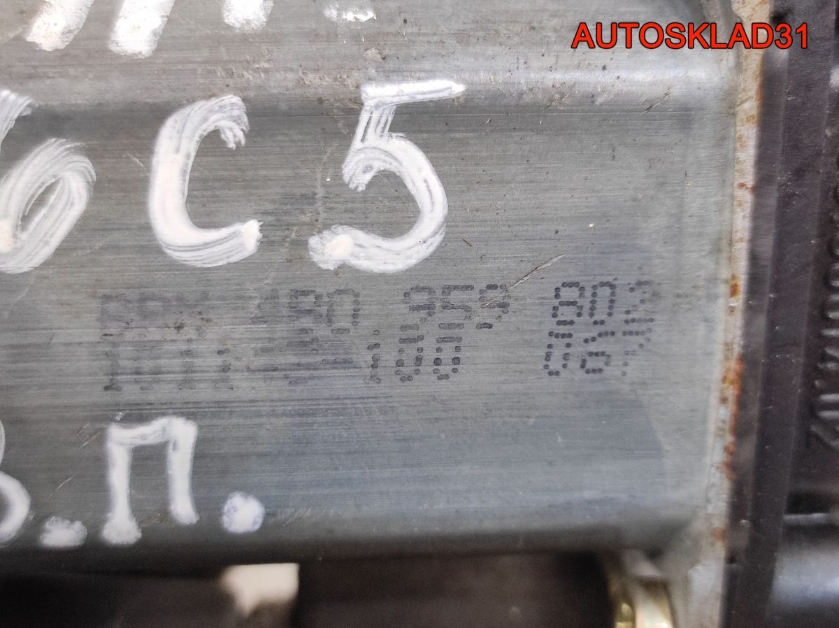 Моторчик стеклоподъёмника з/п Audi A6 C5 4B0959802B - АвтоСклад31.рф - авторазборка контрактные б/у запчасти в г. Белгород