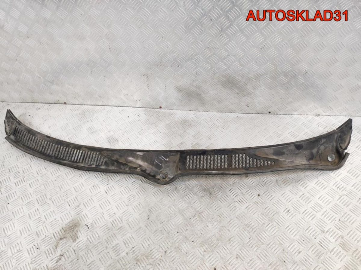 Решетка стеклоочистителя VW Transporter T4 701805033F - АвтоСклад31.рф - авторазборка контрактные б/у запчасти в г. Белгород