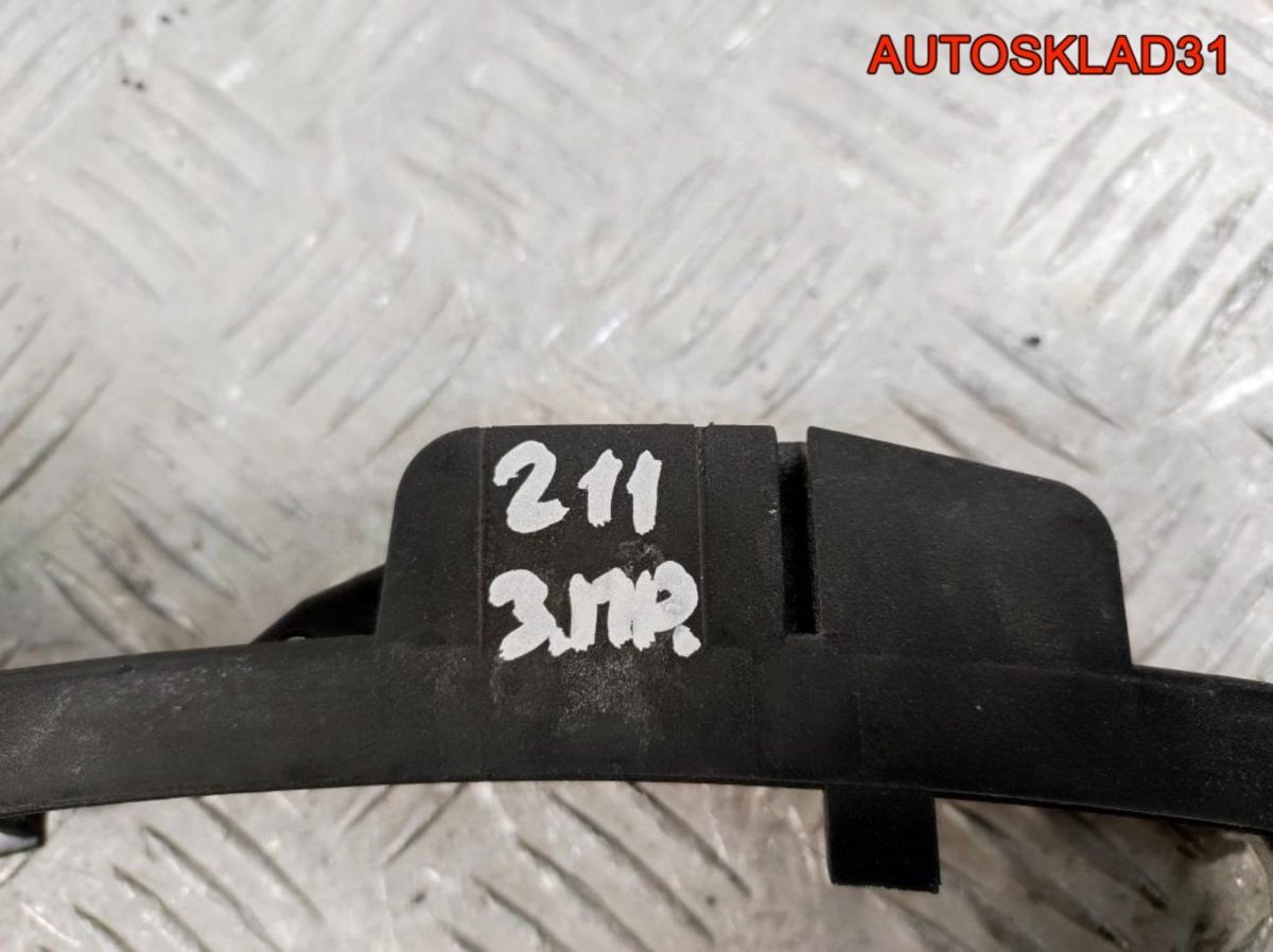 Кронштейн ручки задней правой Mercedes W211 - АвтоСклад31.рф - авторазборка контрактные б/у запчасти в г. Белгород