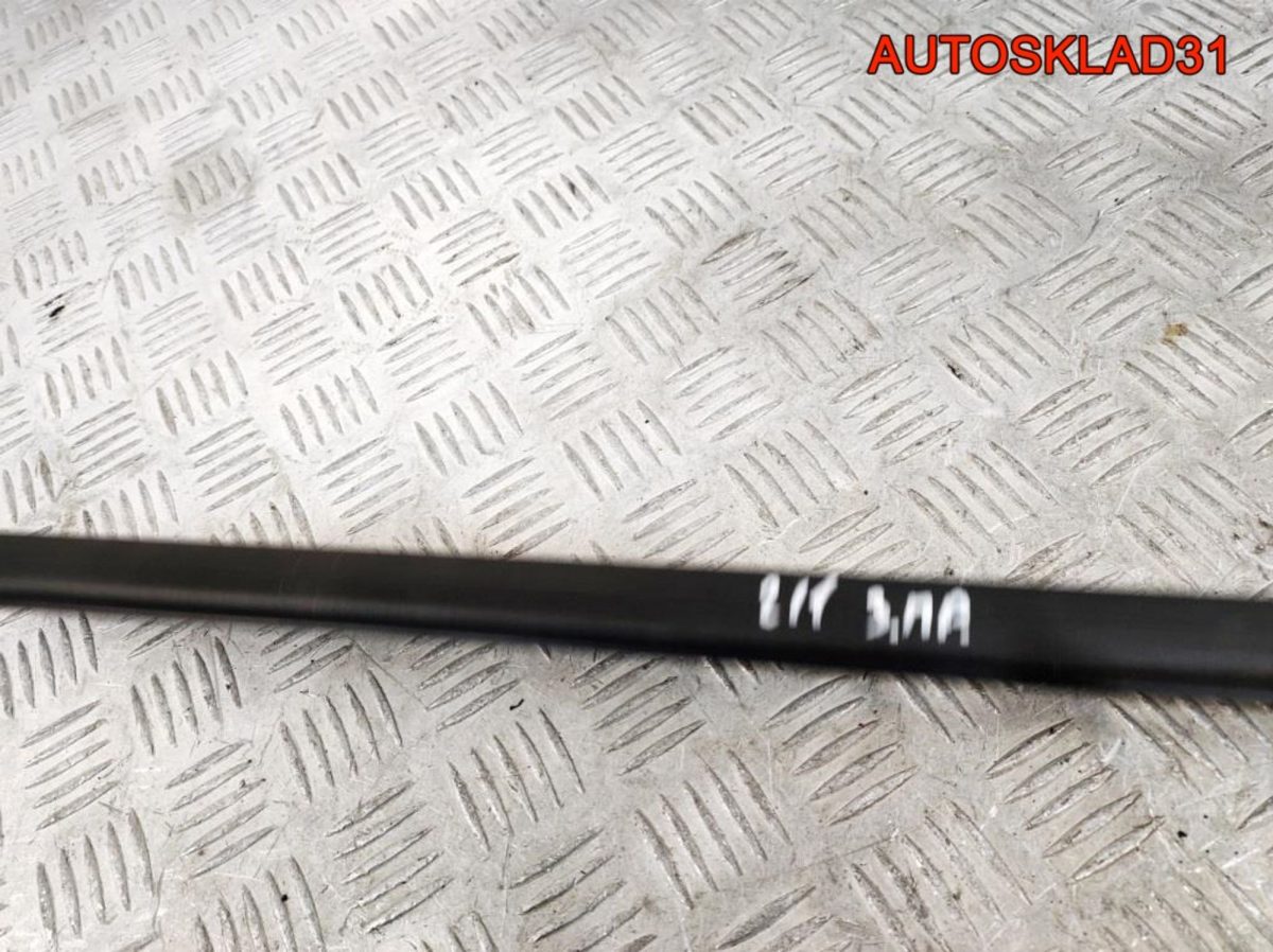 Накладка стекла заднего правого Mercedes W211 A2116900680 - АвтоСклад31.рф - авторазборка контрактные б/у запчасти в г. Белгород