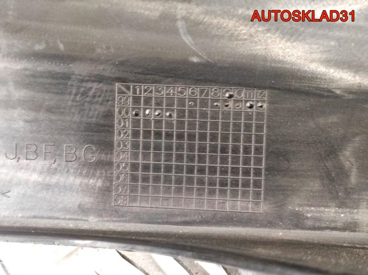 Декоративная крышка двигателя VW Golf 4 038103925BH - АвтоСклад31.рф - авторазборка контрактные б/у запчасти в г. Белгород