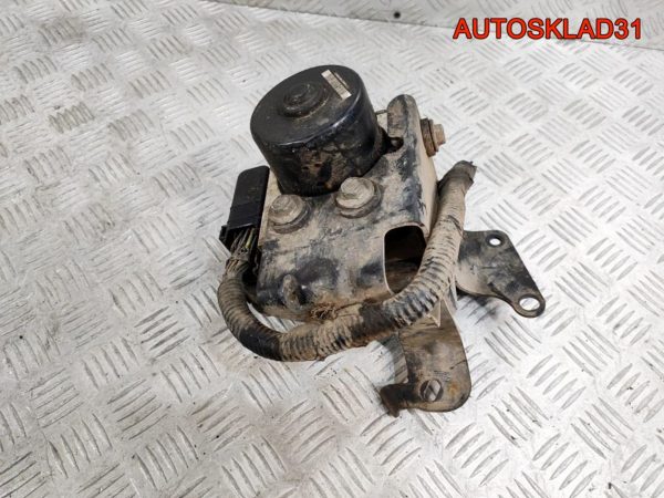 Кронштейн кондиционера Audi A6 C6 2,4 BDW 06E260835C - АвтоСклад31.рф - авторазборка контрактные б/у запчасти в г. Белгород