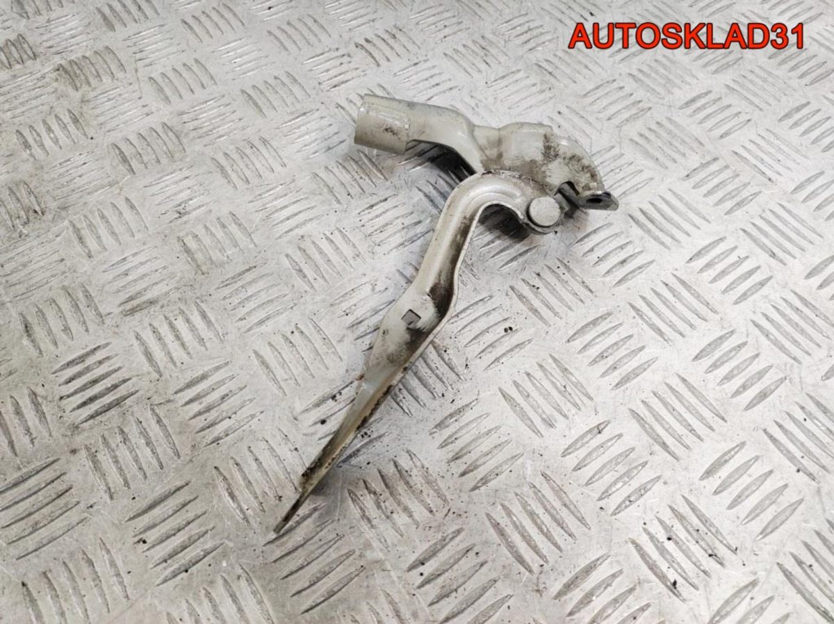 Петля капота левая Mazda 3 BK BP4K52420B Седан - АвтоСклад31.рф - авторазборка контрактные б/у запчасти в г. Белгород