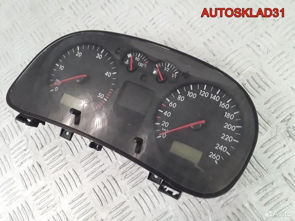 Панель приборов VW Golf 4 1J0920826C Дизель - АвтоСклад31.рф - авторазборка контрактные б/у запчасти в г. Белгород