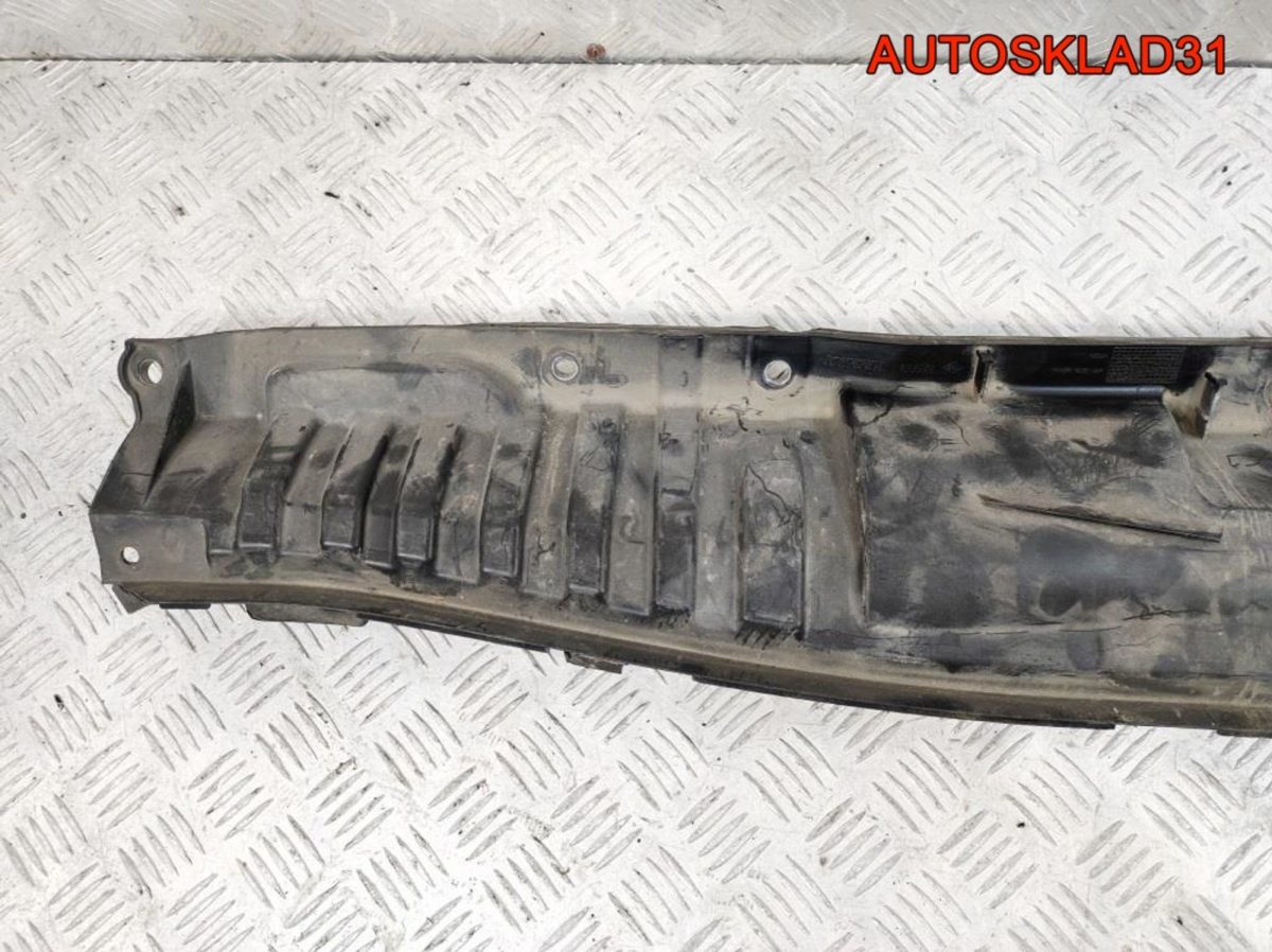 Решетка стеклоочистителя Renault Megane 3 668101847R - АвтоСклад31.рф - авторазборка контрактные б/у запчасти в г. Белгород