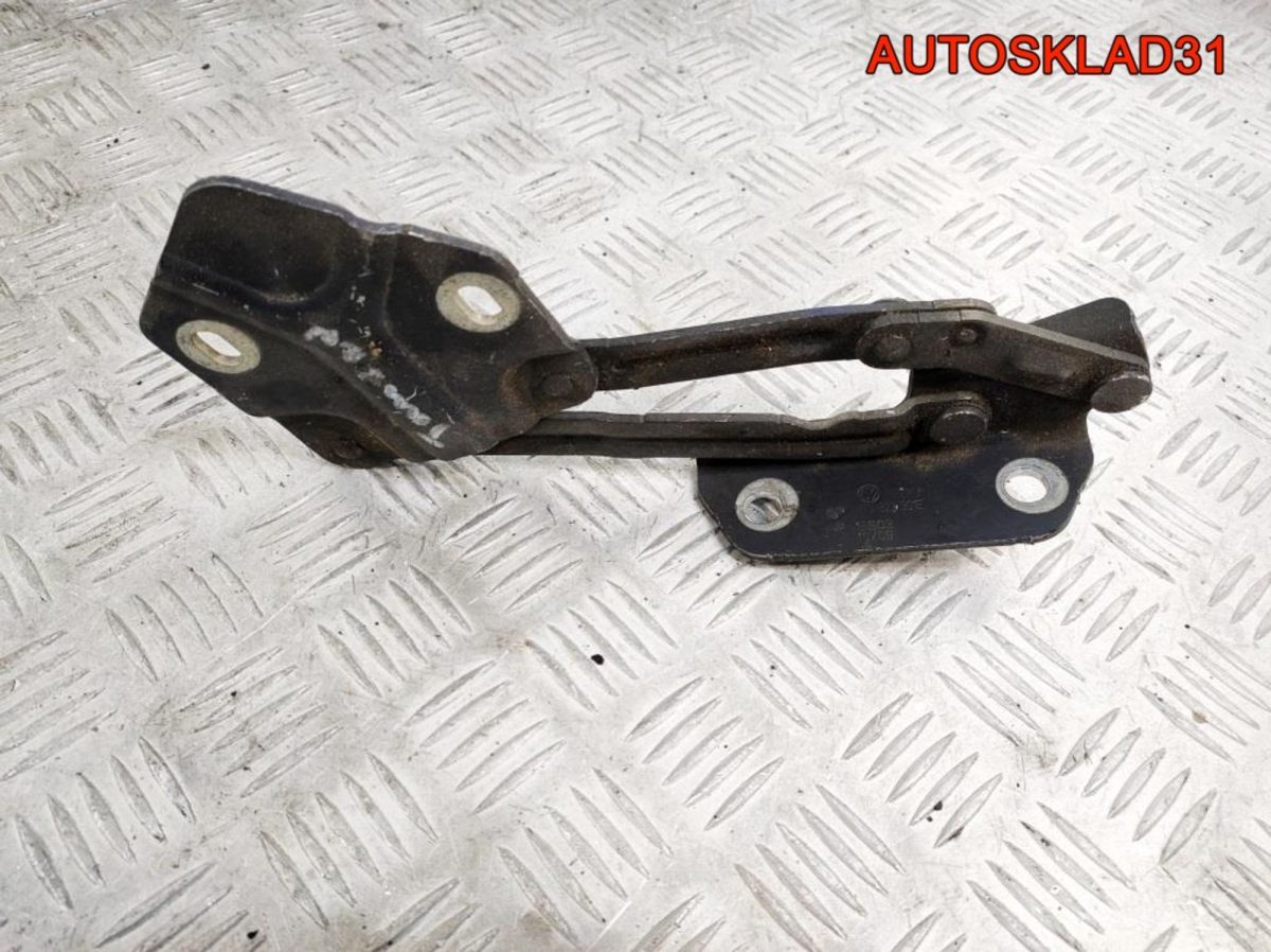 Петля капота левая Volkswagen Touran 1T0823301E - АвтоСклад31.рф - авторазборка контрактные б/у запчасти в г. Белгород