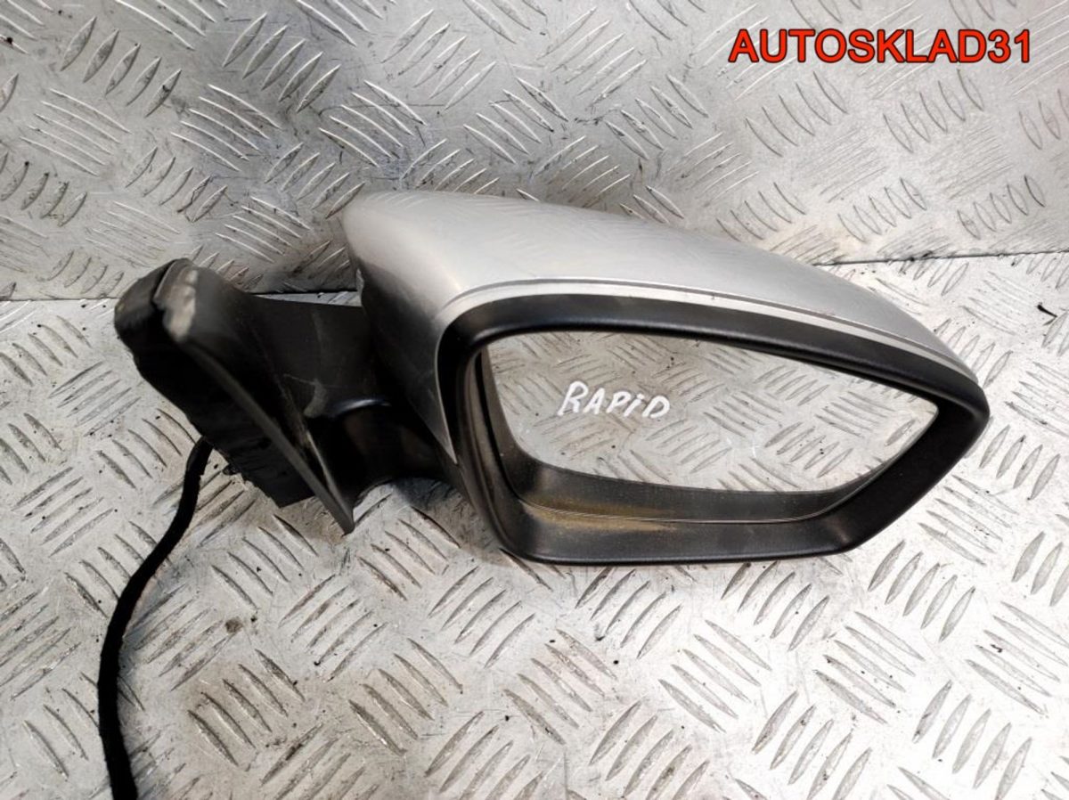 Зеркало правое  Skoda Rapid 5JB857408K - АвтоСклад31.рф - авторазборка контрактные б/у запчасти в г. Белгород