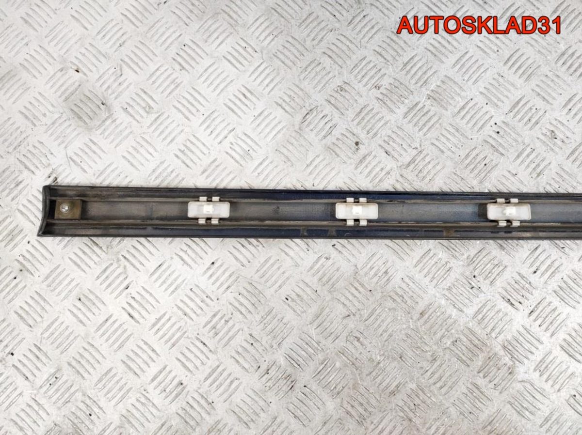 Молдинг передней правой двери Mercedes W211 A2116901062 - АвтоСклад31.рф - авторазборка контрактные б/у запчасти в г. Белгород