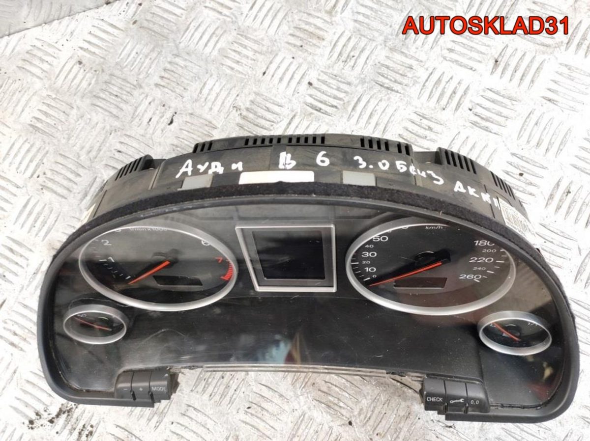 Панель приборов Audi A4 B6 3,0 ASN АКПП 8E0920900L - АвтоСклад31.рф - авторазборка контрактные б/у запчасти в г. Белгород