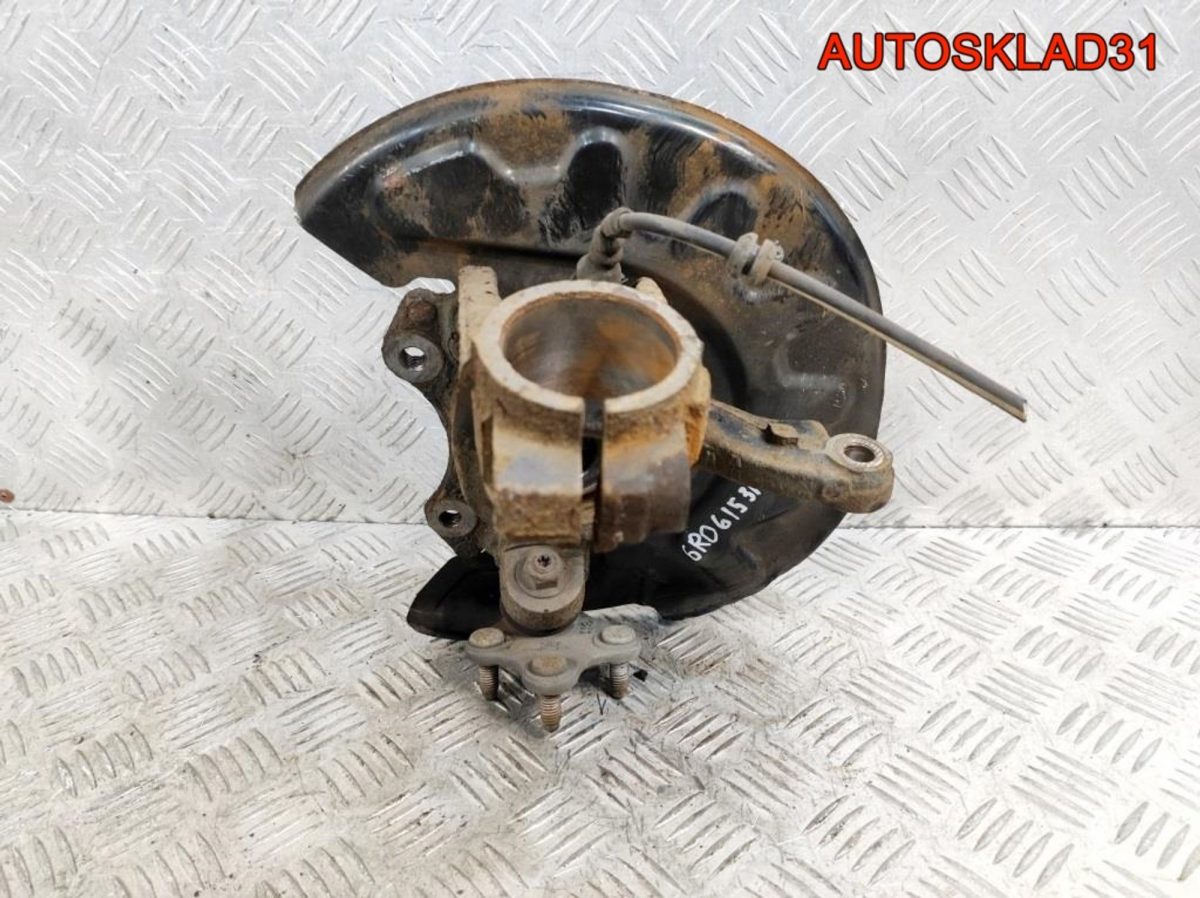 Кулак поворотный передний правый Skoda Rapid 1 6C0407256A - АвтоСклад31.рф - авторазборка контрактные б/у запчасти в г. Белгород