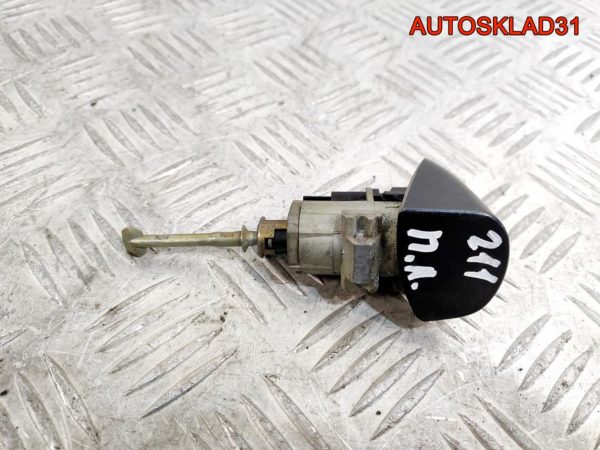 Насос омывателя фар VW Passat B5 3B7955681 - АвтоСклад31.рф - авторазборка контрактные б/у запчасти в г. Белгород