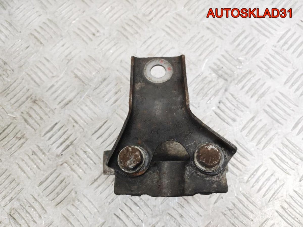 Кронштейн двигателя задний Renault Laguna 2 8200298146 - АвтоСклад31.рф - авторазборка контрактные б/у запчасти в г. Белгород