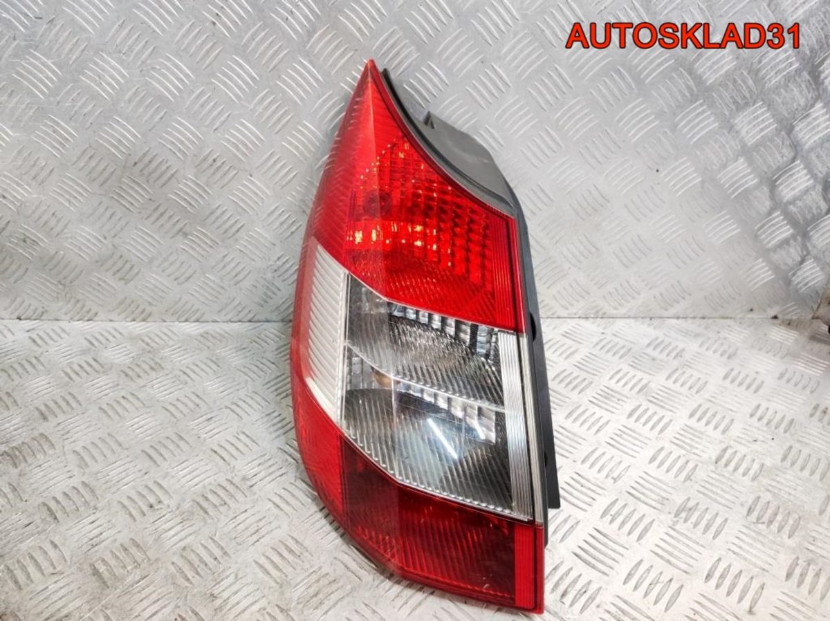 Фонарь задний левый Renault Scenic 2 8200493374 - АвтоСклад31.рф - авторазборка контрактные б/у запчасти в г. Белгород