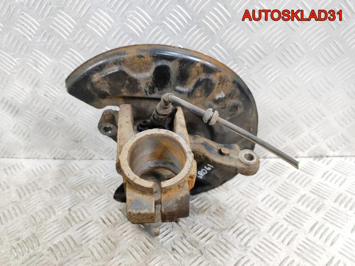 Кулак поворотный передний правый Skoda Rapid 1 6C0407256A - АвтоСклад31.рф - авторазборка контрактные б/у запчасти в г. Белгород