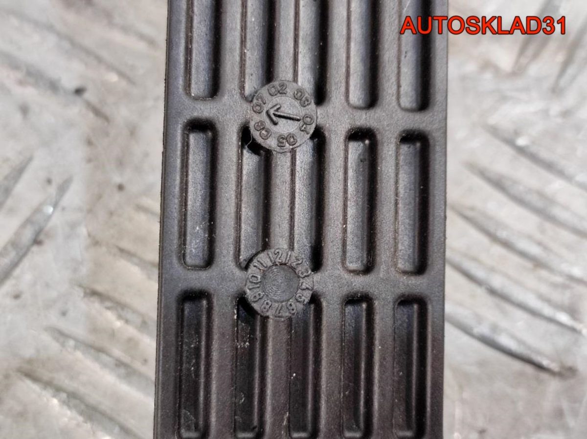 Кронштейн ручки передней правой Toyota Avensis T250 6920102060 - АвтоСклад31.рф - авторазборка контрактные б/у запчасти в г. Белгород