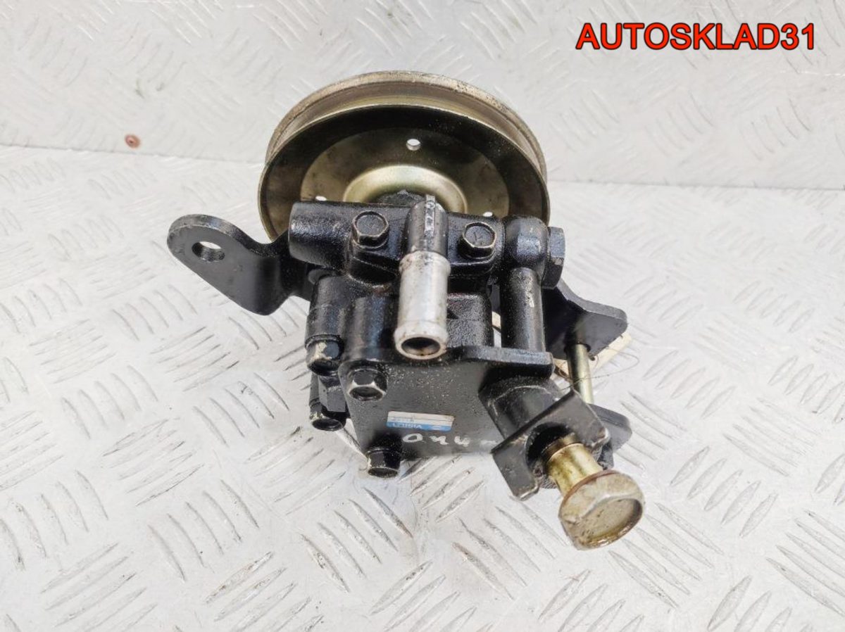 Насос ГУР Nissan Terrano 2 R20 4911065G10 - АвтоСклад31.рф - авторазборка контрактные б/у запчасти в г. Белгород