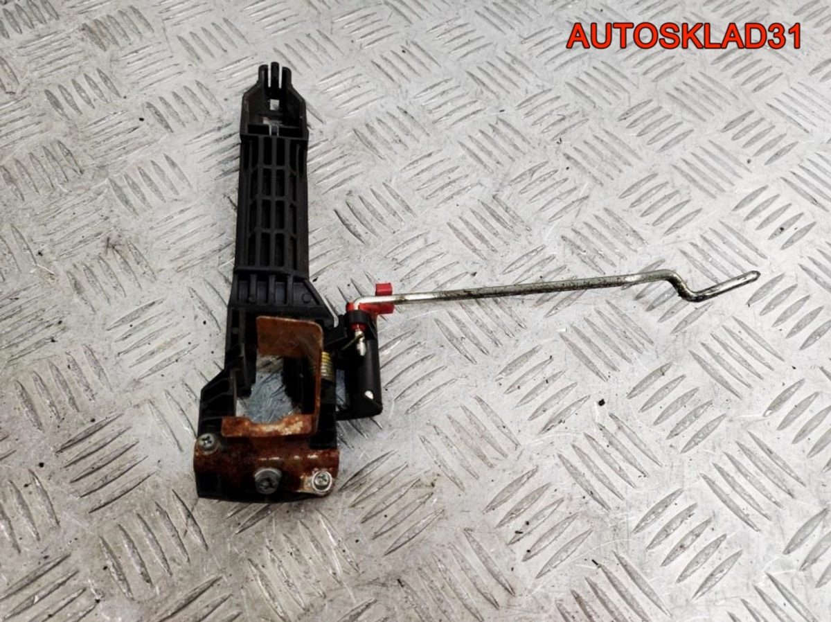 Кронштейн ручки передней правой Toyota Avensis T250 6920102060 - АвтоСклад31.рф - авторазборка контрактные б/у запчасти в г. Белгород