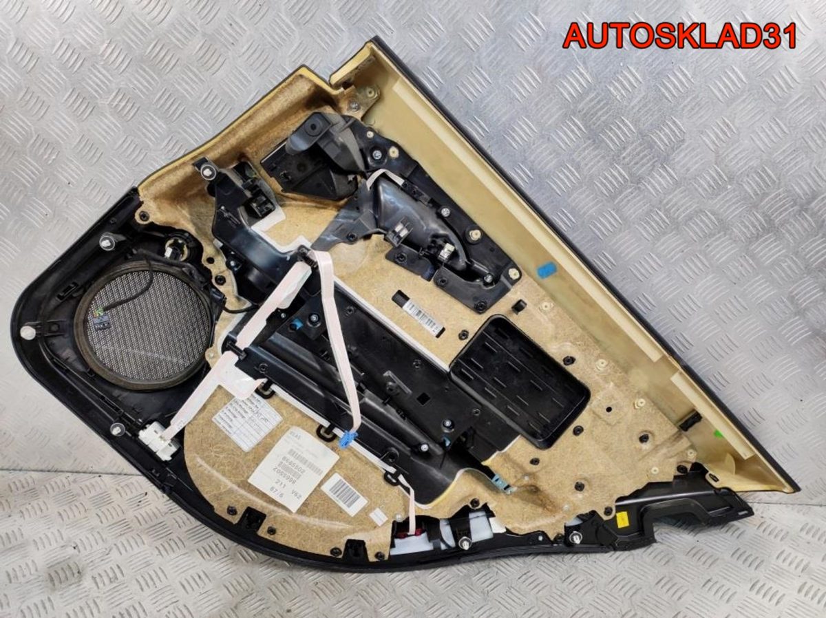Обшивка дверей комплект Mercedes Benz W211 A2117206762 - АвтоСклад31.рф - авторазборка контрактные б/у запчасти в г. Белгород