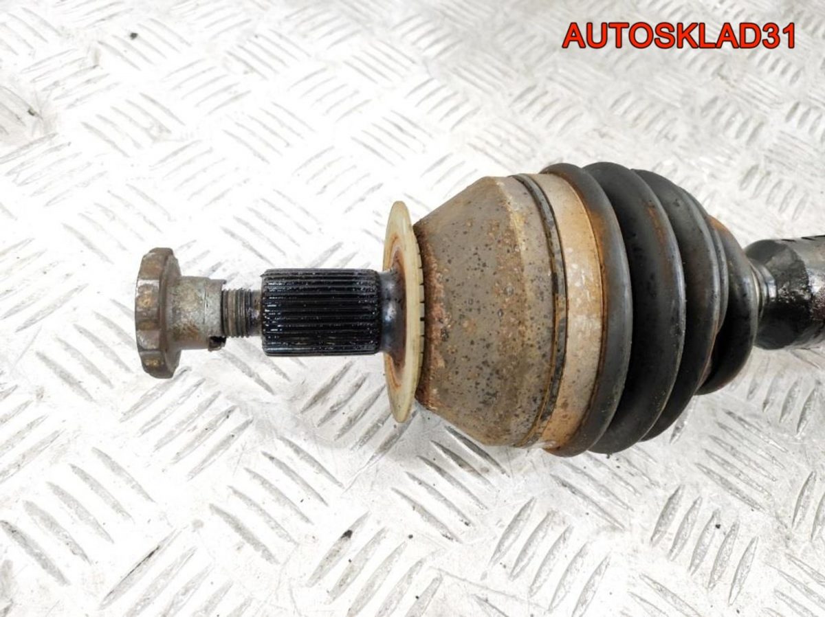 Полуось передняя правая Skoda Rapid 6R0407762A - АвтоСклад31.рф - авторазборка контрактные б/у запчасти в г. Белгород