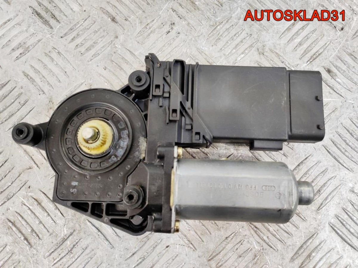 Моторчик стеклоподъёмника передний правый VW Passat B5 3B4837752EG - АвтоСклад31.рф - авторазборка контрактные б/у запчасти в г. Белгород