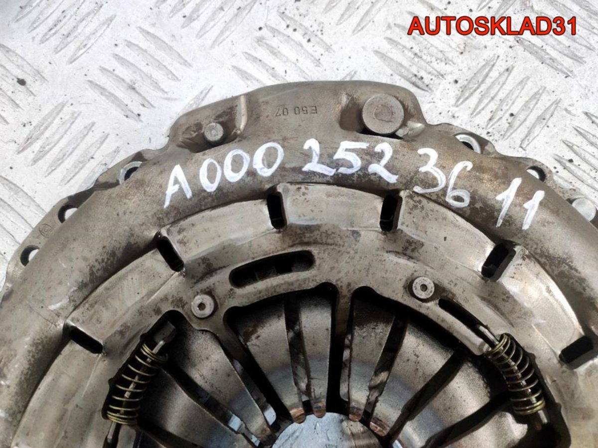 Маховик в сборе со сцеплением Mercedes W203 A2710300505 - АвтоСклад31.рф - авторазборка контрактные б/у запчасти в г. Белгород