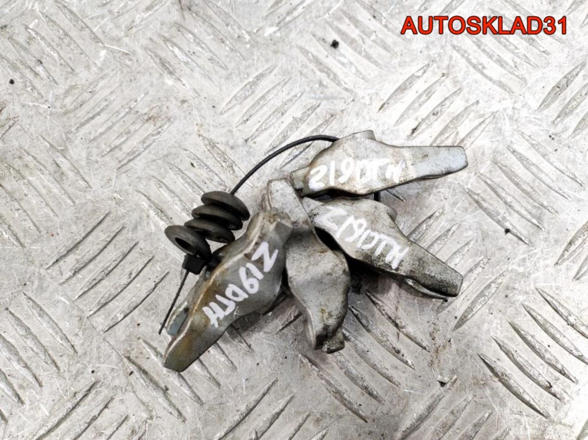 Кронштейн форсунки Opel Astra H 1.9 Z19DTH - АвтоСклад31.рф - авторазборка контрактные б/у запчасти в г. Белгород