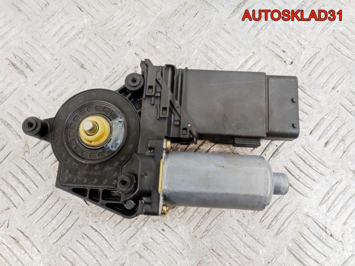 Моторчик стеклоподъёмника передний правый VW Passat B5 3B4837752EJ - АвтоСклад31.рф - авторазборка контрактные б/у запчасти в г. Белгород