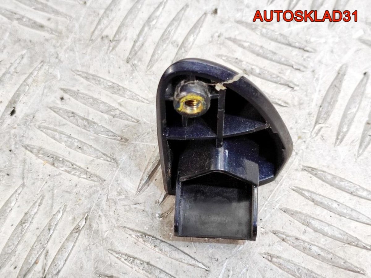Вставка замка двери правая Mercedes W211 A2037601677 - АвтоСклад31.рф - авторазборка контрактные б/у запчасти в г. Белгород