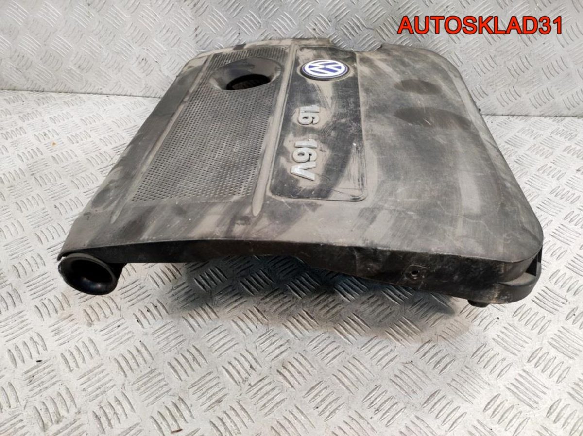 Накладка декоративная VW Golf 4 1,6 AZD 036129607BE - АвтоСклад31.рф - авторазборка контрактные б/у запчасти в г. Белгород