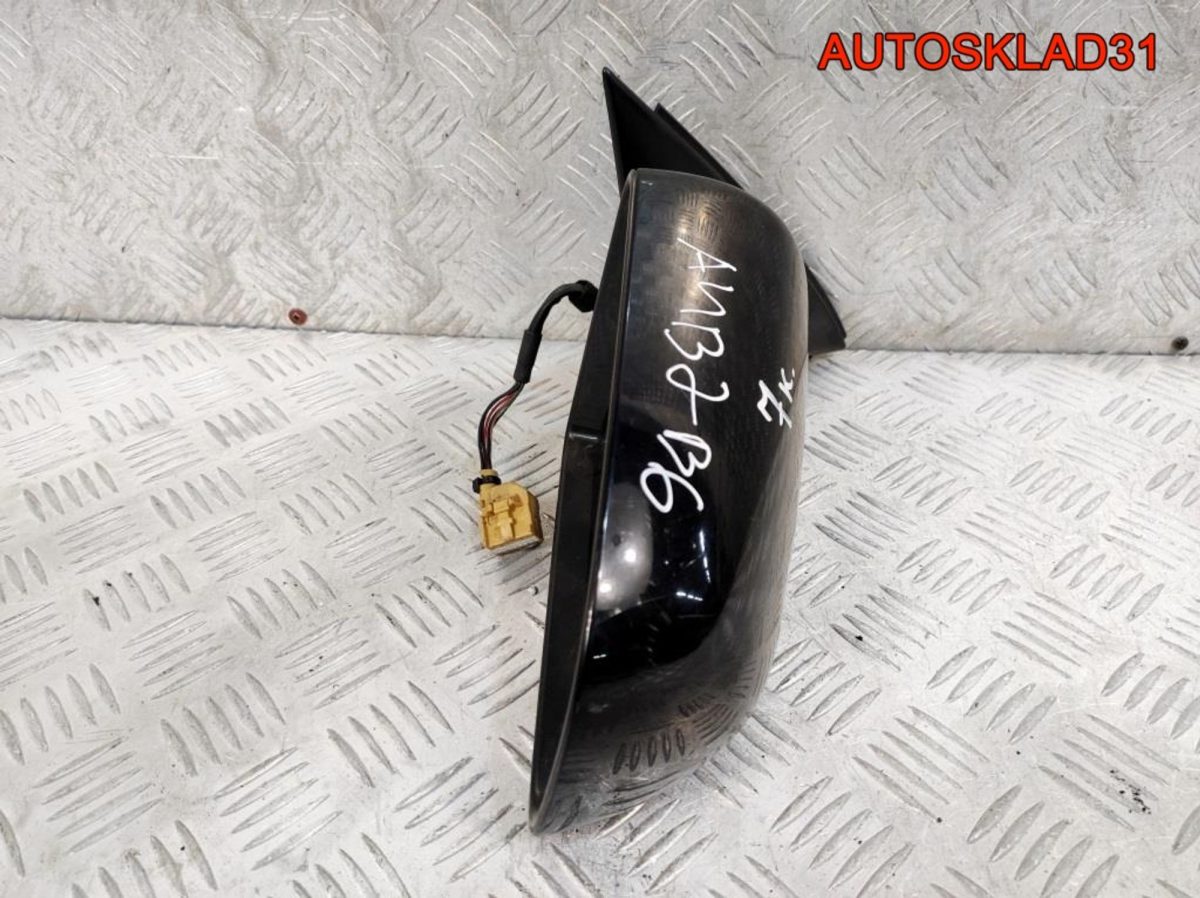 Зеркало правое 7 контактов Audi A4 B6 8E2858532AС - АвтоСклад31.рф - авторазборка контрактные б/у запчасти в г. Белгород